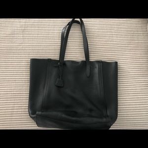 Super cute and very soft leather tote bag